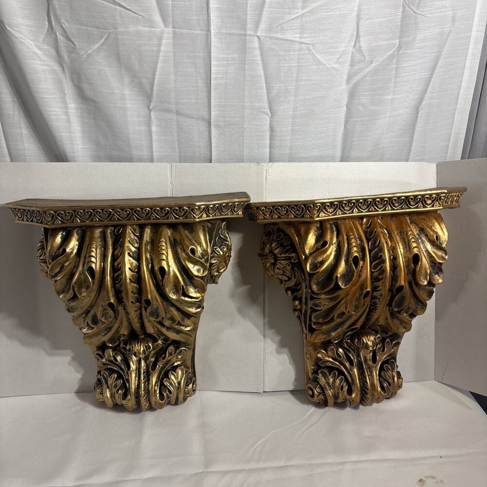 Vintage Resin Gold Acanthus Leaf Single Wall Sconce Corbel Shelf 15" L x 6¼" W
